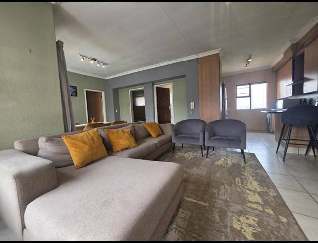 2 BEDROOM TOWNHOUSE FOR SALE IN MEYERSDAL